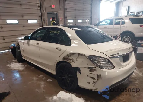 2016 Mercedes-Benz C 450 Amg 4Matic z USA, uszkodzony, nr VIN 55SWF6EB2GU112265